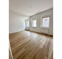 Renovierte 3-Zimmer EG Wohnung mit Garten mitten in Alt Willich