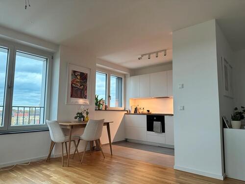 Foto - Helle 3ZKBB (8.OG) Möbelierte Wohnung Tempelhofer Feld Neukölln