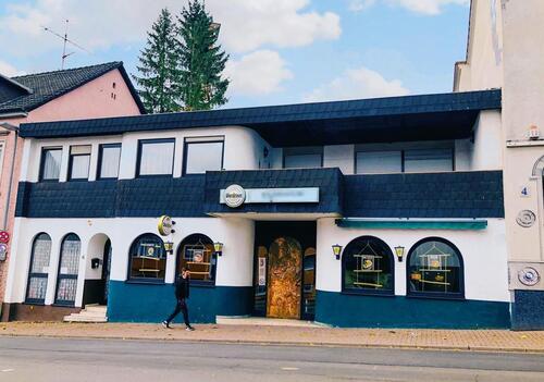 Foto - Wohn-und Geschäftshaus in zentraler Neunkirchen ( Saarland)