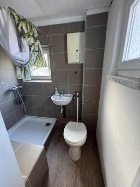 Foto - Noch 1 Zimmer frei: 2er Studenten-WG - 10 Minuten zur Uni SB