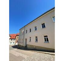 4-Raum-Wohnung mit Balkon und Arbeitszimmer – komplett saniert - Apolda 4-Raum-Wohnung mit Balkon und Arbeitszimmer – komplett saniert - Apolda