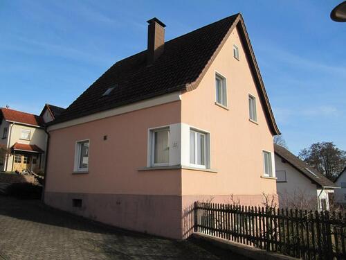 Foto - 6 Zimmer Einfamilienhaus zum Kaufen in Blieskastel