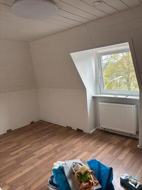 Foto - Zwei-Zimmerwohnung (Dachgeschoss)