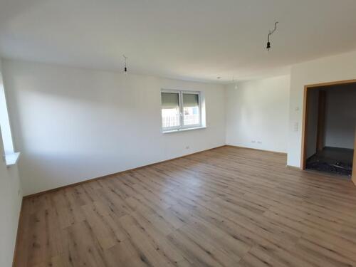Foto - Mietwohnung Allenbach - 750,00 EUR Kaltmiete,