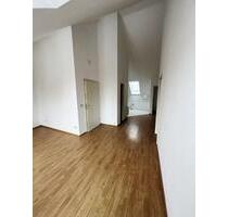 Sonnige 3- Raum Wohnung mit Ausblick - Hohenstein-Ernstthal