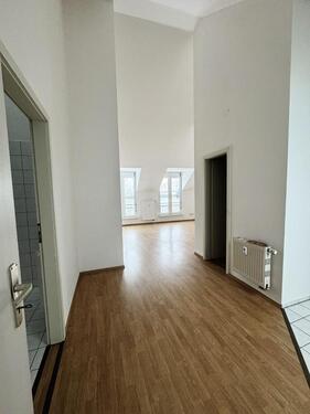 Foto - 3 Zimmer Dachgeschoßwohnung zur Miete in Hohenstein-Ernstthal