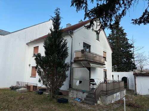 Foto - 6 Zimmer Doppelhaushälfte in München