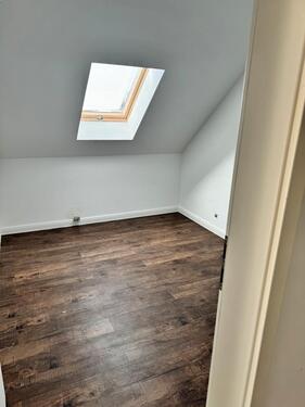Foto - Dachgeschosswohnung - 600,00&nbsp;EUR Kaltmiete, ca.&nbsp; 80,00&nbsp;m&sup2;