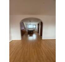 Geräumige 4 ZKB-Wohnung in zentraler Lage - Kirchberg (Hunsrück)