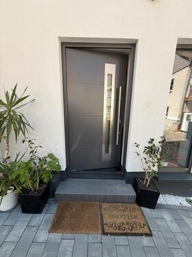 Foto - Mehrfamilienhaus, Wohnhaus zum Kaufen in Urmitz