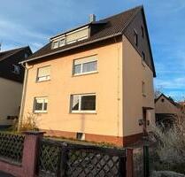 Attraktives Dreifamilienhaus mit freier Wohnung in LB-Pflugfelden - Ludwigsburg