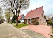 Foto - Modernisiertes Einfamilienhaus + freistehender Bungalow