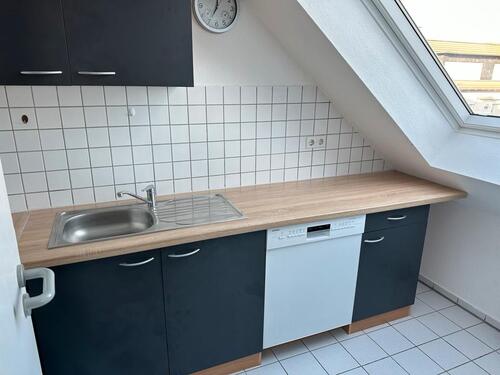 Foto - Charmante möblierte 2-Zimmer-Dachgeschosswohnung mit Stellplatz