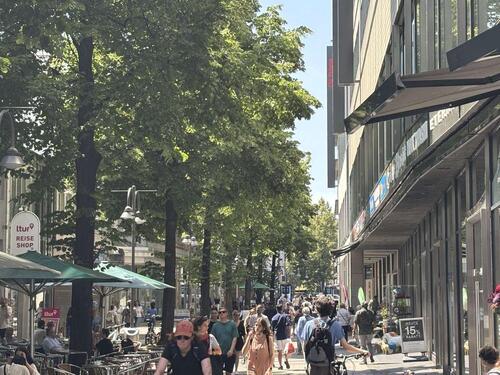 Foto - Caféfläche in Kölner Fußgängerzone vakant!