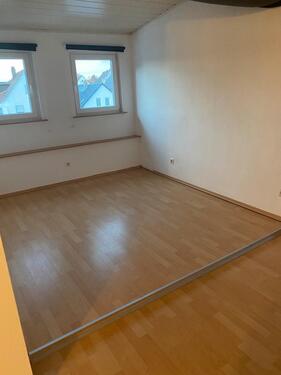 Foto - 15 Zimmer Dachgeschoßwohnung zur Miete in Gießen