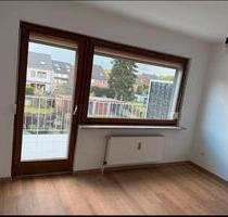 3,5 Zimmer Wohnung frisch renoviert in Duisburg-Röttgersbach