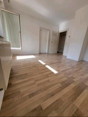 Foto - Helle 3-Zimmer Wohnung, GD zentrumsnah