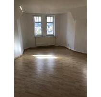 Schöne Galeriewohnung in Ellefeld zu vermieten!