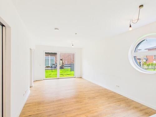 Foto - Rollstuhlgerechte 2-Zimmer-Wohnung mit Terrasse in Schortens