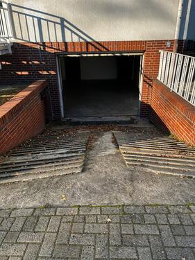 Foto - Einzelgarage zur Miete - 100,00&nbsp;EUR Miete,