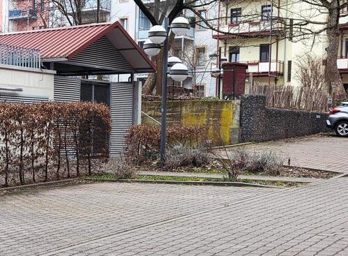 Foto - Stellplatz im Hinterhof – Chemnitz Zentrum TU Brühl HBF