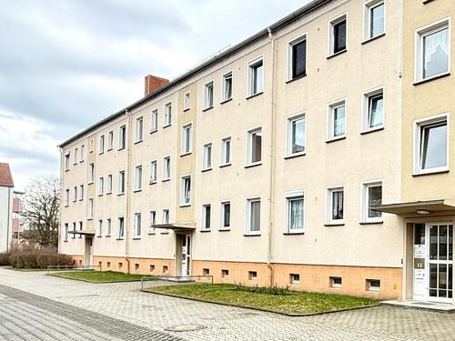 Foto - Helle 3-Zimmer-Wohnung mit Balkon und Tageslichtbad - in ruhiger Wohnlage