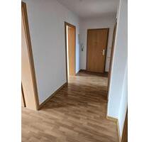 Komplett renovierte 3-Raumwohnung in ruhiger Lage - Gröditz