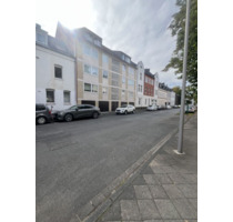 Helle 2-Zimmer-Dachgeschosswohnung in Düsseldorf Benrath