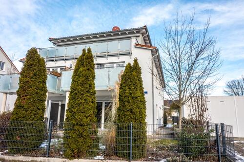 Foto - Neuwertige 2-Zimmer Wohnung im EG mit Garten und Terrasse