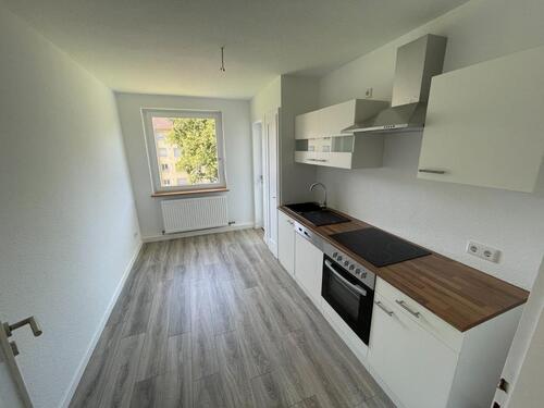 Foto - Frisch renovierte 3-Zimmer-Wohnung mit Balkon - WG geeignet