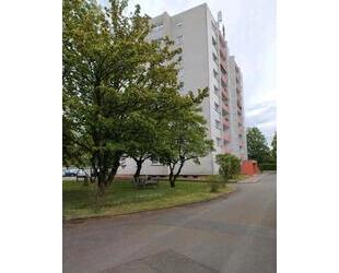 Schöne 3 Zimmer + Abstellraum Wohnung 87qm 5.OG (m. Aufzug) - Nürnberg Gibitzenhof
