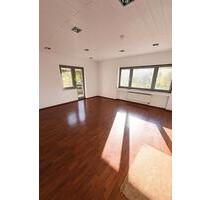 Helle 3-Zimmer Wohnung mit Balkon in Bergisch Gladbach