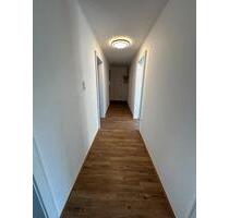 3 Zimmer Wohnung zu vermieten - 830,00&nbsp;EUR Kaltmiete, ca.&nbsp; 71,50&nbsp;m&sup2; in Kitzingen (PLZ: 97318)