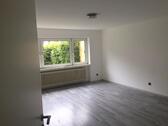 Foto - Neu renovierte helle 4 ZKB EG Wohnung