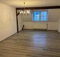 Dachgeschosswohnung 2 Zimmer 62qm - 08371 Glauchau Wehrdigt