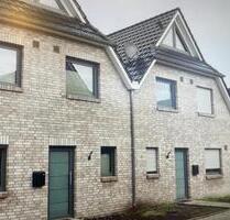 Schöne Doppelhaushälfte( rechts ) in Oldenburg - Osternburg