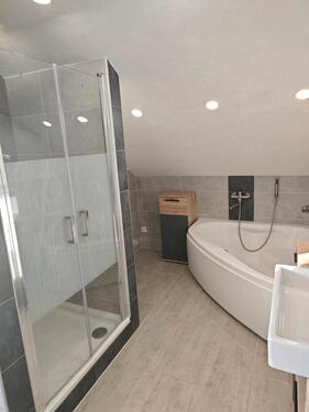 Foto - Moderne 3,5 Zimmer DG-Wohnung wo Haustiere erlaubt sind