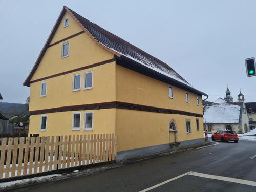 Foto - 1-2 Familienhaus mit Garagen, Carport, schönem Garten, am Wasser