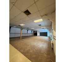 Lagerfläche 350m2 - 800,00&nbsp;EUR Kaltmiete, ca.&nbsp; 2,50&nbsp;m&sup2; in Wunstorf (PLZ: 31515)