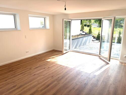 Foto - 2 Zimmer Erdgeschoßwohnung zur Miete in Frankfurt am Main