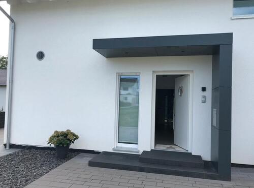 Foto - Modernes Einfamilienhaus in Heiningen zum Verkauf