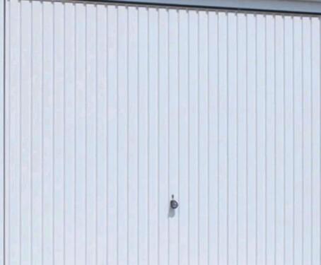 Foto - Überwintermöglichkeit für Motorräder in meiner Garage