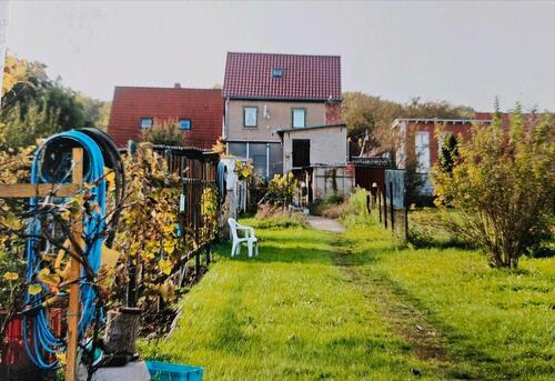 Foto - Haus mit schönen großen Garten für Pferd & Tiere,Erholung & Pool