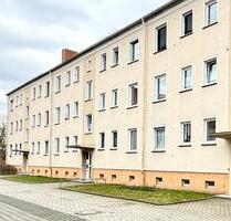 Sonnige 3-Zimmer-Wohnung mit Balkon, EBK und Tageslichtbad - in ruhiger Wohnlage - Wittenberg Lutherstadt