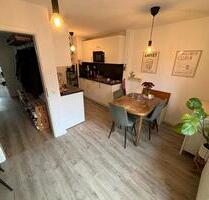 Moderne 2,5-Zimmerwohnung plus Dachzimmer in Bahnhofsvorstadt - Heilbronn Moderne 2,5-Zimmerwohnung plus Dachzimmer in Bahnhofsvorstadt - Heilbronn