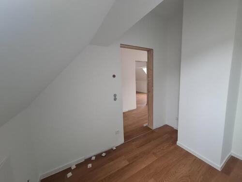 Foto - DG-Wohnung ERSTBEZUG NACH SANIERUNG!