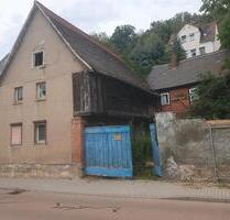 Einfamilienhaus mit Garage - 29.000,00&nbsp;EUR Kaufpreis, ca.&nbsp; 110,00&nbsp;m&sup2; in Weißenfels (PLZ: 06667)