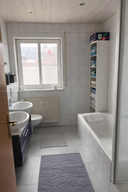 Foto - 3 Zimmer Wohnung zu vermieten - 945,00&nbsp;EUR Kaltmiete, ca.&nbsp; 75,00&nbsp;m&sup2;