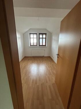 Foto - 4 Zimmer Dachgeschoßwohnung zur Miete in Niedenstein