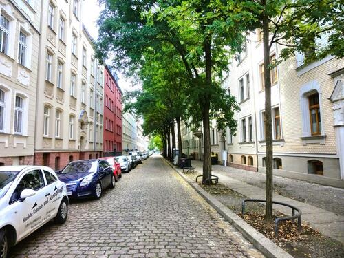 Foto - Mit neuem Bad! Hoch hinaus mit dieser charmanten 3-Raum-Wohnung in der südlichen Innenstadt von Halle